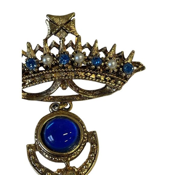 Vintage Gold-Tone Crown Brooch With Blue Rhinestones & Pearls - Picture 3 of 5